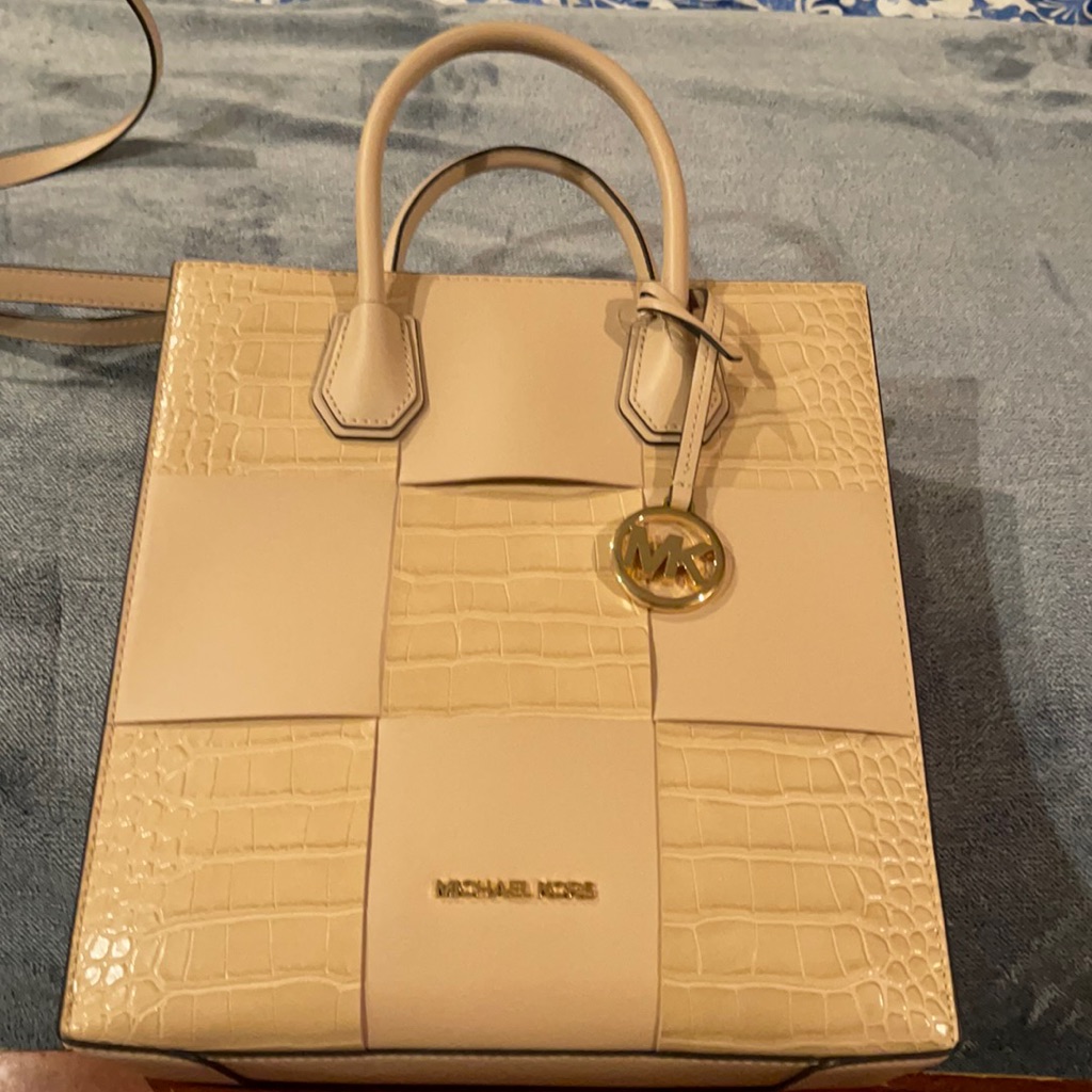 Brand New Michael Kors Handbag Brand New Michael Kors Handbag